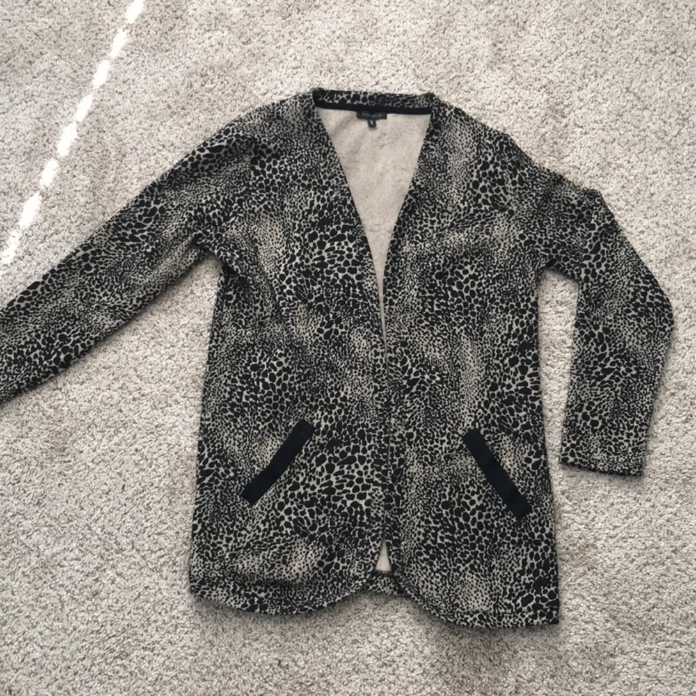 Leopard print cardigan size L NWOT